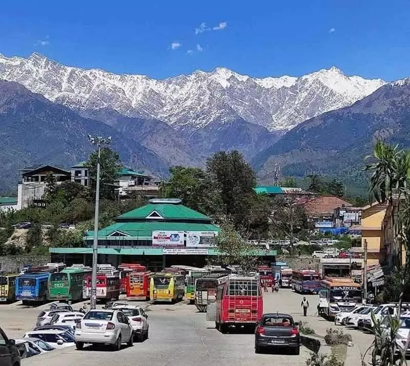 Palampur में दो पार्किंग लॉट और टूरिज्म इंफो सेंटर का काम शुरू Palampur में दो पार्किंग लॉट और टूरिज्म इंफो सेंटर का काम शुरू