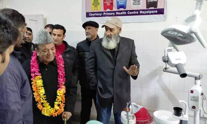 CHARAR-E-SHARIEF: विधानसभा अध्यक्ष ने चरार-ए-शरीफ निर्वाचन क्षेत्र का दौरा किया CHARAR-E-SHARIEF: विधानसभा अध्यक्ष ने चरार-ए-शरीफ निर्वाचन क्षेत्र का दौरा किया