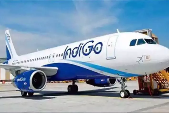 New Delhi: फ्लाइट ऑपरेशन गड़बड़ियों पर DGCA की कड़ी कार्रवाई New Delhi: फ्लाइट ऑपरेशन गड़बड़ियों पर DGCA की कड़ी कार्रवाई