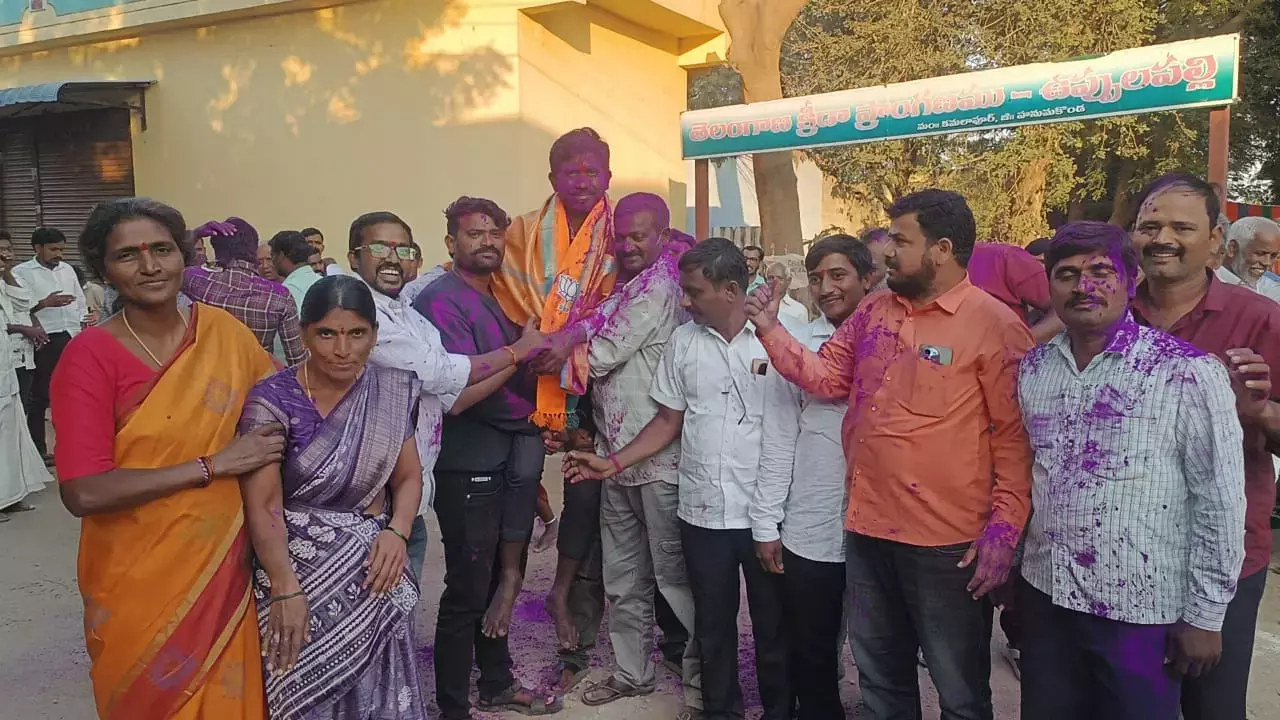 Telangana : करीमनगर पंचायत चुनाव में अचानक हार और कांटे की टक्कर Telangana : करीमनगर पंचायत चुनाव में अचानक हार और कांटे की टक्कर