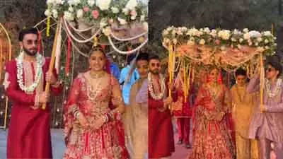 Ranveer Singh ने कज़िन की शादी में दिखाया सॉफ्ट साइड, ब्राइडल लुक पर दिए प्यार भरे रिएक्शन Ranveer Singh ने कज़िन की शादी में दिखाया सॉफ्ट साइड, ब्राइडल लुक पर दिए प्यार भरे रिएक्शन