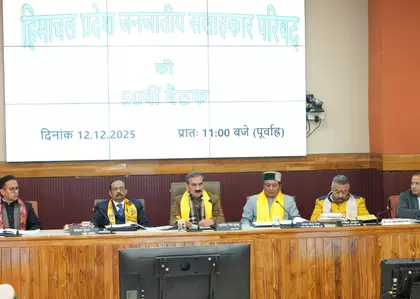 CM का ऐलान: आदिवासी युवाओं को बस खरीद पर 40 फीसदी सब्सिडी CM का ऐलान: आदिवासी युवाओं को बस खरीद पर 40 फीसदी सब्सिडी
