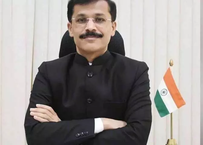 IAS अधिकारी तुकाराम मुंढे को क्लीन चिट IAS अधिकारी तुकाराम मुंढे को क्लीन चिट