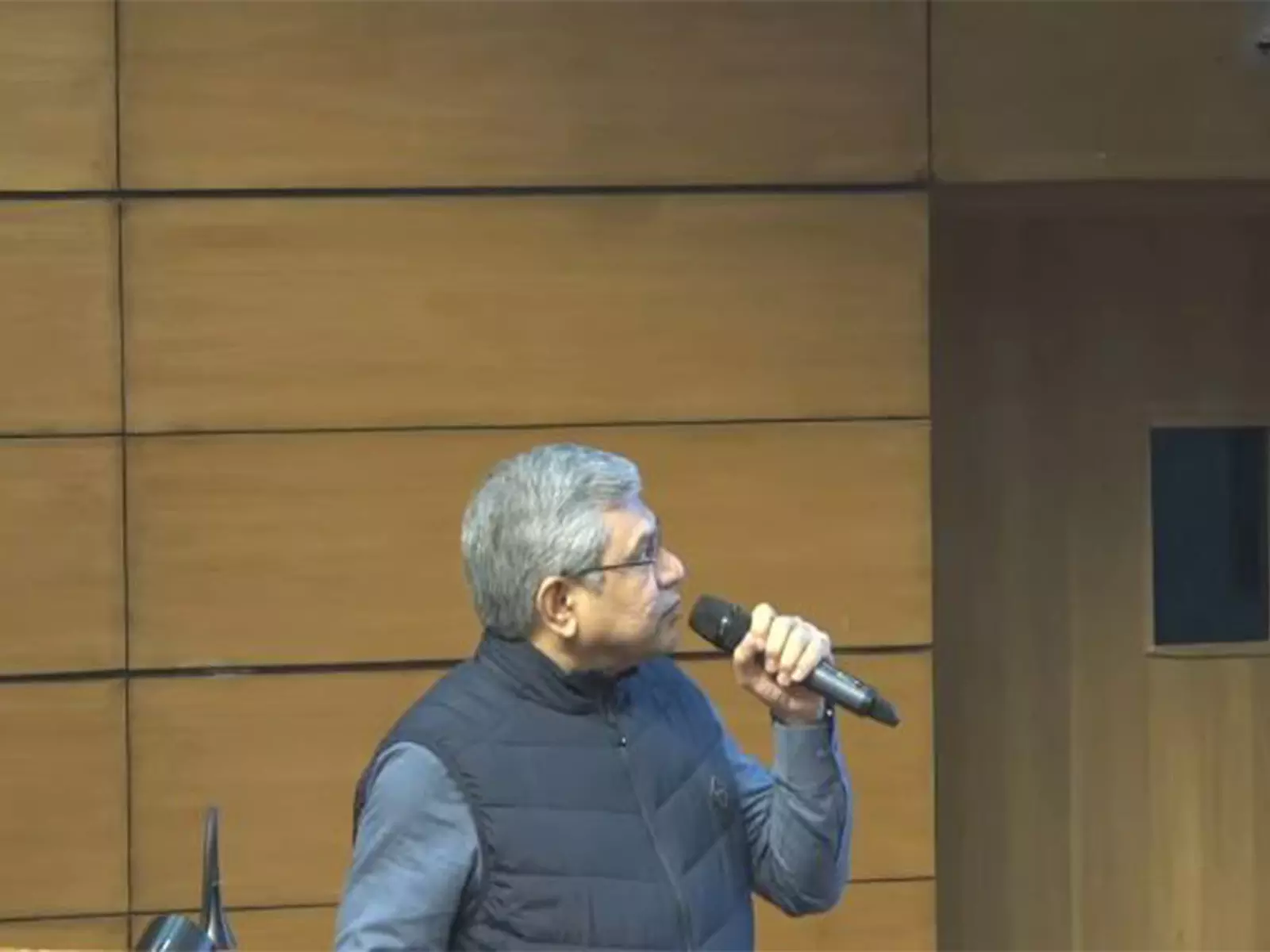 जनगणना 2027 के लिए Cabinet ने 11,718 करोड़ रुपये का बजट मंजूर किया जनगणना 2027 के लिए Cabinet ने 11,718 करोड़ रुपये का बजट मंजूर किया
