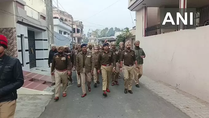 जिला परिषद व पंचायत समिति चुनाव 2025 से पहले कपूरथला में पुलिस ने किया फ्लैग मार्च जिला परिषद व पंचायत समिति चुनाव 2025 से पहले कपूरथला में पुलिस ने किया फ्लैग मार्च