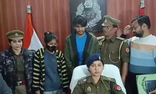 आंगनबाड़ी कार्यकर्ता हत्याकांड में पति-पत्नी गिरफ्तार, अवैध संबंध के चलते हुआ था मर्डर आंगनबाड़ी कार्यकर्ता हत्याकांड में पति-पत्नी गिरफ्तार, अवैध संबंध के चलते हुआ था मर्डर