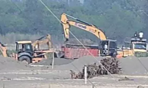 Haryana मानवाधिकार पैनल ने खानक खनन क्षेत्र में प्रदूषण पर कार्रवाई का आदेश दिया। Haryana मानवाधिकार पैनल ने खानक खनन क्षेत्र में प्रदूषण पर कार्रवाई का आदेश दिया।