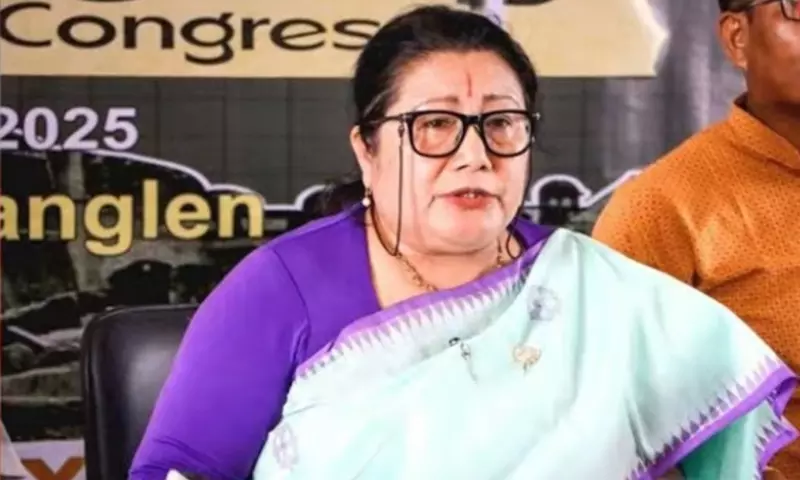 Manipur संकट के बीच बीजेपी हाई कमान की बड़ी बैठक, विधायक दिल्ली बुलाए गए Manipur संकट के बीच बीजेपी हाई कमान की बड़ी बैठक, विधायक दिल्ली बुलाए गए
