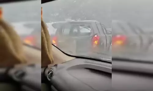 6 गाड़ियां टकराईं, कई घायल, कारण भी सामने आया