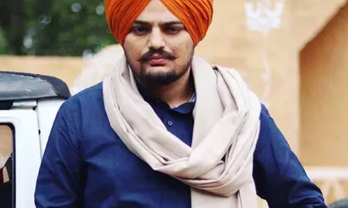 Sidhu Moosewala की मां चरण कौर ने विरोध प्रदर्शन में अपनी तस्वीर के इस्तेमाल पर आपत्ति जताई