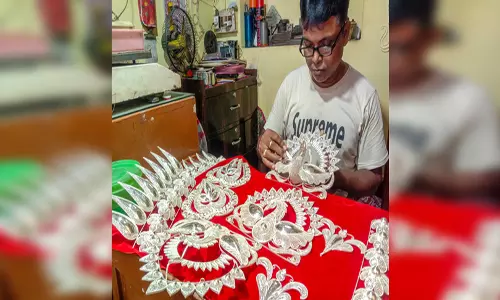 Silver: चांदी ने तोड़े सारे रिकॉर्ड, इन पांच कारण से तेजी को मिल रही हवा Silver: चांदी ने तोड़े सारे रिकॉर्ड, इन पांच कारण से तेजी को मिल रही हवा