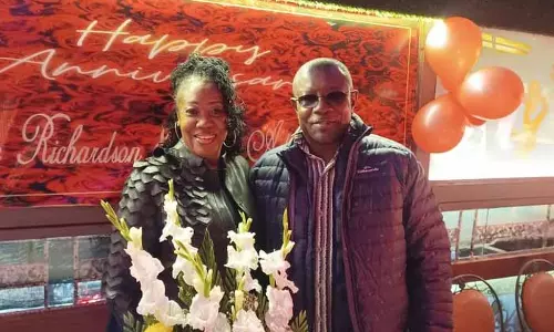 क्रिकेट के दिग्गज रिचर्डसन ने McLeodGanj में शादी की 27वीं सालगिरह मनाई क्रिकेट के दिग्गज रिचर्डसन ने McLeodGanj में शादी की 27वीं सालगिरह मनाई