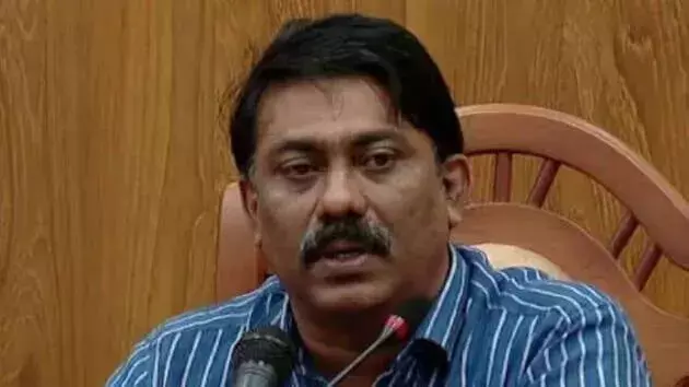 kerala: मेयर चुनाव में CPM को नुकसान, कोझिकोड में मुसाफ़र अहमद हारे kerala: मेयर चुनाव में CPM को नुकसान, कोझिकोड में मुसाफ़र अहमद हारे