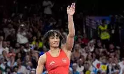 विनेश फोगाट ने संन्यास से वापसी की