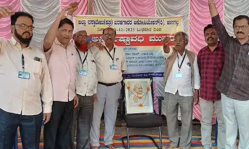 Hanagal : डॉक्यूमेंट्री लेखकों की हड़ताल खत्म हुई