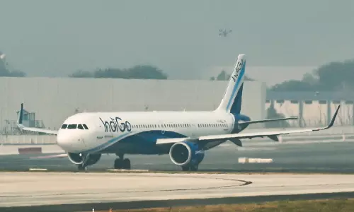 IndiGo ने लगातार दूसरे दिन 2,000 से ज़्यादा फ्लाइट्स ऑपरेट कीं
