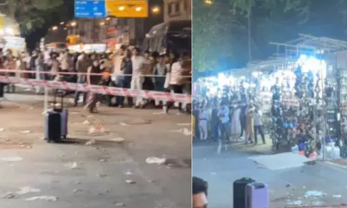 Mumbai : बांद्रा के लिंकिंग रोड पर 2 संदिग्ध बैग मिलने के बाद दहशत फैल गई