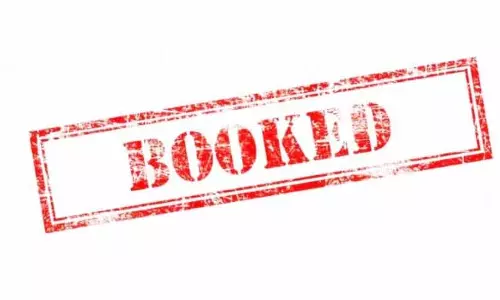 JAMMU: स्टंट करने के आरोप में बस ड्राइवर पर मामला दर्ज JAMMU: स्टंट करने के आरोप में बस ड्राइवर पर मामला दर्ज