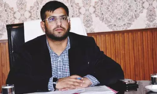 DDC Rajouri ने सुंदरबनी-बीजी हाईवे स्ट्रेच पर काम की प्रगति की समीक्षा की