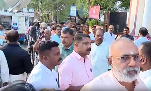 kerala: तिरुवनंतपुरम कॉर्पोरेशन में कमल खिला, बीजेपी सबसे बड़ी ताकत बनकर उभरी kerala: तिरुवनंतपुरम कॉर्पोरेशन में कमल खिला, बीजेपी सबसे बड़ी ताकत बनकर उभरी