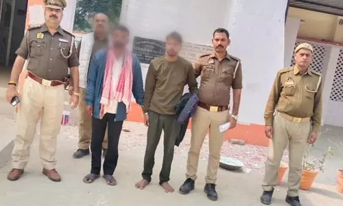 दहेज हत्या के तीन वांछित अभियुक्त को पुलिस ने किया गिरफ्तार दहेज हत्या के तीन वांछित अभियुक्त को पुलिस ने किया गिरफ्तार