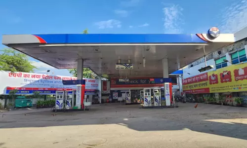 बम धमकी पर पेट्रोल पंप बंद, आम जनता परेशान