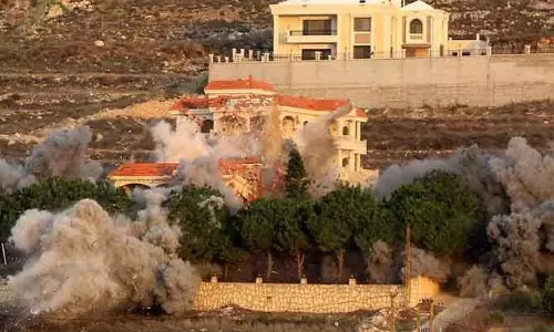 Israel ने दक्षिणी लेबनान में हिज़्बुल्लाह ठिकानों पर हमले की चेतावनी दी
