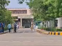 Hisar कोर्ट ने कृषि अधिकारी को 5 साल की सज़ा सुनाई। Hisar कोर्ट ने कृषि अधिकारी को 5 साल की सज़ा सुनाई।