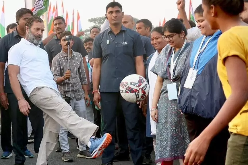Rahul Gandhi हैदराबाद में मेसी के GOAT इंडिया टूर इवेंट में शामिल होंगे Rahul Gandhi हैदराबाद में मेसी के GOAT इंडिया टूर इवेंट में शामिल होंगे