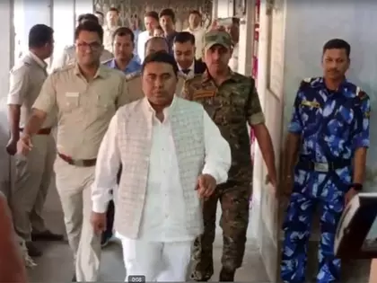 संदेशखाली गवाह के बेटे की रहस्यमय मौत: पुलिस ने की पहली गिरफ्तारी संदेशखाली गवाह के बेटे की रहस्यमय मौत: पुलिस ने की पहली गिरफ्तारी