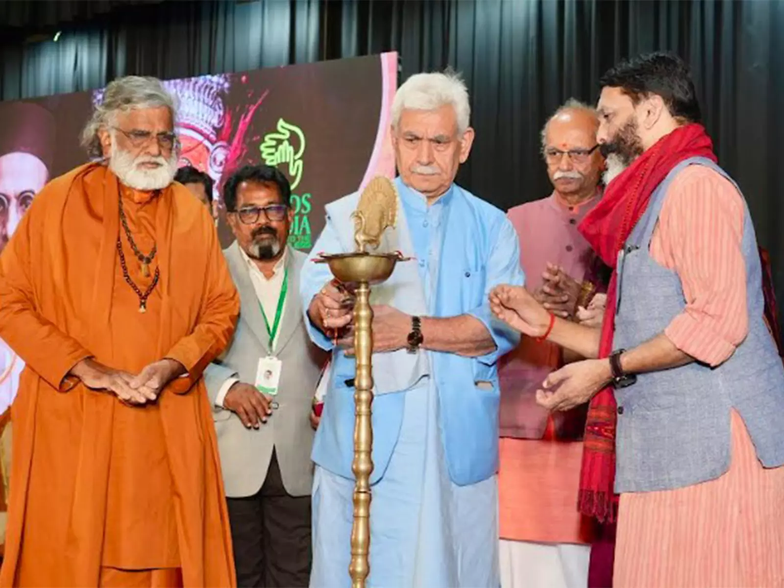 JK LG मनोज सिन्हा ने वीर सावरकर इंटरनेशनल इम्पैक्ट अवार्ड्स 2025 में वैश्विक परिवर्तनकर्ताओं को सम्मानित किया JK LG मनोज सिन्हा ने वीर सावरकर इंटरनेशनल इम्पैक्ट अवार्ड्स 2025 में वैश्विक परिवर्तनकर्ताओं को सम्मानित किया