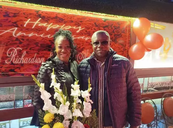 क्रिकेट के दिग्गज रिचर्डसन ने McLeodGanj में शादी की 27वीं सालगिरह मनाई क्रिकेट के दिग्गज रिचर्डसन ने McLeodGanj में शादी की 27वीं सालगिरह मनाई