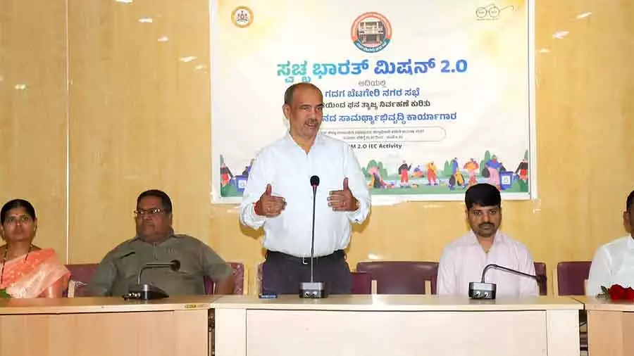शहर की सफाई के लिए कार्रवाई करें: DC C.N. Sridhar शहर की सफाई के लिए कार्रवाई करें: DC C.N. Sridhar