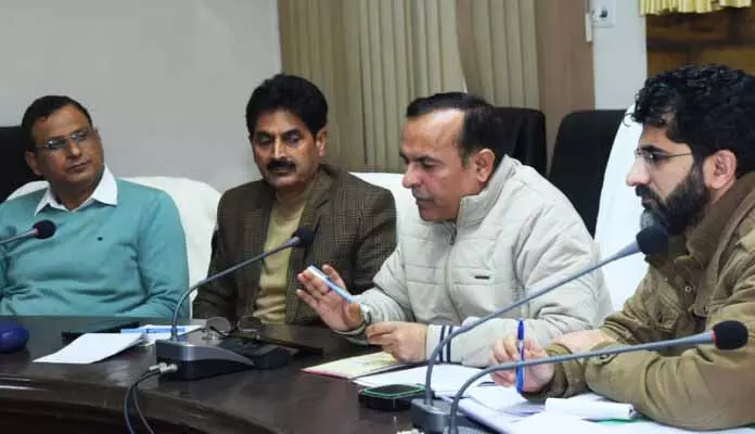 JAMMU: कृषि निदेशक ने विभागीय योजनाओं के तहत प्रगति की समीक्षा की JAMMU: कृषि निदेशक ने विभागीय योजनाओं के तहत प्रगति की समीक्षा की