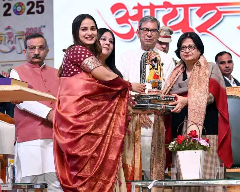 Haryana के राज्यपाल ने पंचकूला में राष्ट्रीय आयुर्वेद महोत्सव 2025 का उद्घाटन किया Haryana के राज्यपाल ने पंचकूला में राष्ट्रीय आयुर्वेद महोत्सव 2025 का उद्घाटन किया