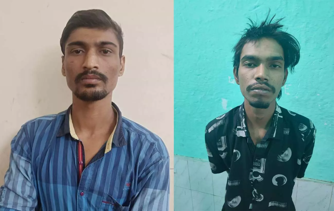 रायपुर पुलिस ने 3 लूट घटनाओं में 4 मुख्य आरोपी और 3 बालक को किया गिरफ्तार रायपुर पुलिस ने 3 लूट घटनाओं में 4 मुख्य आरोपी और 3 बालक को किया गिरफ्तार