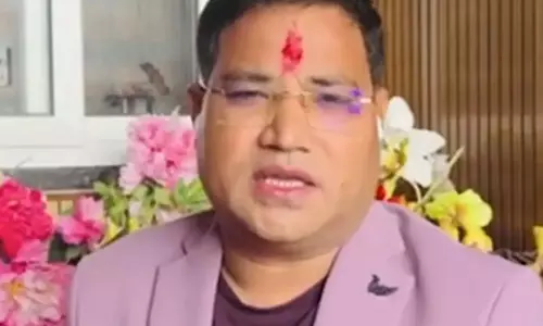 एक नहीं कई आरोपों में फंसा है कारोबारी दीपक टंडन