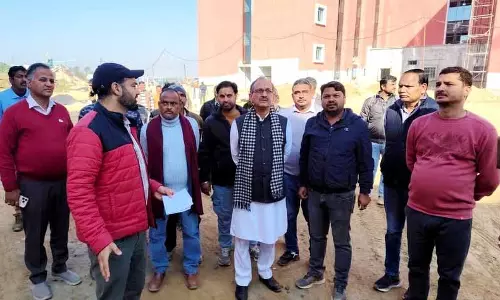 ऊना के विधायक ने PGI सैटेलाइट अस्पताल के काम की प्रगति की समीक्षा की