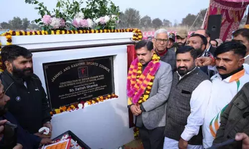 Satish Sharma ने खौर में मल्टी-स्पोर्ट्स सुविधा वाले इंडोर स्टेडियम का उद्घाटन किया