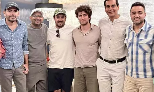 विक्रांत मैसी की इंटरनेशनल थ्रिलर White की शूटिंग पूरी हुई विक्रांत मैसी की इंटरनेशनल थ्रिलर White की शूटिंग पूरी हुई