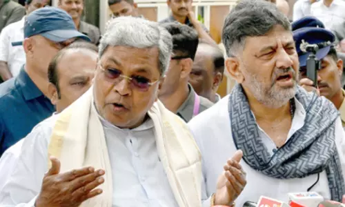 Karnataka कांग्रेस विधायक-कार्यकर्ता आज दिल्ली में करेंगे विरोध प्रदर्शन Karnataka कांग्रेस विधायक-कार्यकर्ता आज दिल्ली में करेंगे विरोध प्रदर्शन