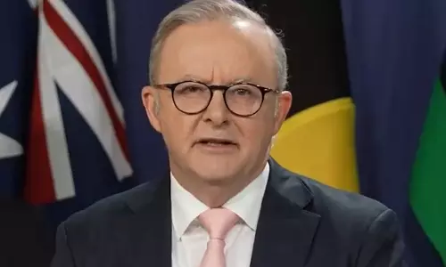 Australian पीएम अल्बानीज़ ने सिडनी शूटिंग के बाद चिंता जताई Australian पीएम अल्बानीज़ ने सिडनी शूटिंग के बाद चिंता जताई