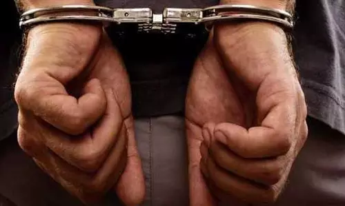 Chandigarh: 15 लाख रुपये के धोखाधड़ी मामले में एक और व्यक्ति गिरफ्तार Chandigarh: 15 लाख रुपये के धोखाधड़ी मामले में एक और व्यक्ति गिरफ्तार