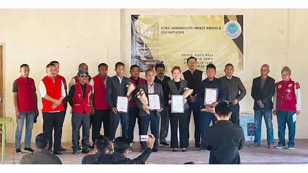 Nagaland : कुहुबोटो में KGKK इम्पैक्ट अवार्ड समारोह आयोजित किया Nagaland : कुहुबोटो में KGKK इम्पैक्ट अवार्ड समारोह आयोजित किया