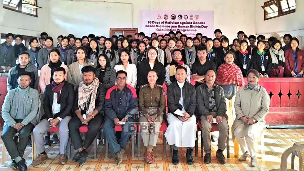 Nagaland : मेलुरी में मानवाधिकार दिवस के साथ 16 दिनों का एक्टिविज़्म खत्म हुआ। Nagaland : मेलुरी में मानवाधिकार दिवस के साथ 16 दिनों का एक्टिविज़्म खत्म हुआ।