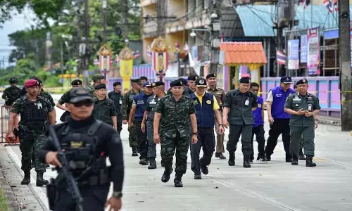 Cambodia के साथ झड़पों के बाद थाईलैंड ने त्रात में कर्फ्यू लगाया