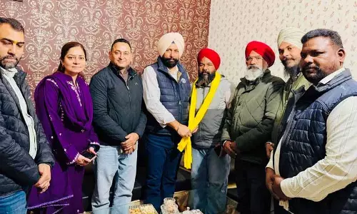 चुनाव से पहले SAD उम्मीदवार निर्मल सिंह AAP में शामिल हो गए