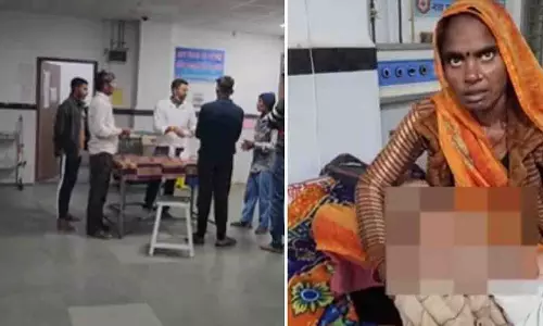 Chhatarpur में 1.5 साल का बच्चा उबलते हुए बर्तन में गिरा, 60% जल गया Chhatarpur में 1.5 साल का बच्चा उबलते हुए बर्तन में गिरा, 60% जल गया