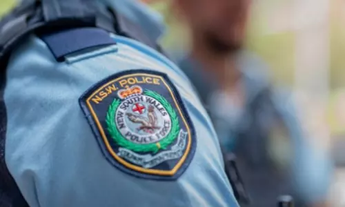 Australia के सिडनी में बॉन्डी बीच पर कथित शूटर के घर पर पुलिस ने छापा मारा Australia के सिडनी में बॉन्डी बीच पर कथित शूटर के घर पर पुलिस ने छापा मारा