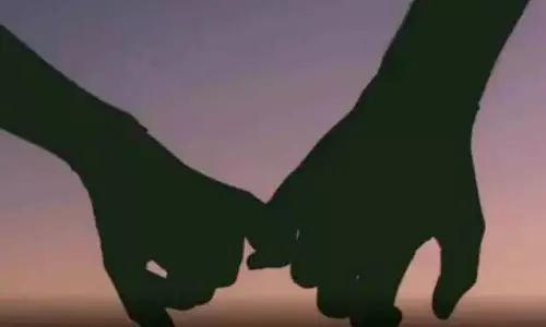 Uttar Pradesh में एक आदमी अपनी पत्नी की छोटी बहन के साथ भाग गया, ससुर ने केस दर्ज कराया Uttar Pradesh में एक आदमी अपनी पत्नी की छोटी बहन के साथ भाग गया, ससुर ने केस दर्ज कराया